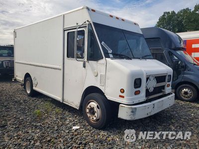 Czwarte zdjęcie samochodu z boku: 2004 FREIGHTLINER CHASSIS M LINE WALK-IN VAN VIN:4UZAANBW54CN46552 - miniatura