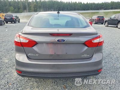 Zdjęcie 6 z 12 samochodu: 2014 FORD FOCUS SE VIN:1FADP3F21EL253220 - miniatura