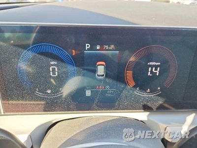 Zdjęcie 9 z 12 samochodu: 2026 HYUNDAI TUCSON SEL VIN:5NMJBCDE9TH678644 - miniatura