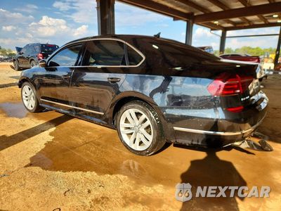 Drugie zdjęcie samochodu z przodu: 2017 VOLKSWAGEN PASSAT SE VIN:1VWGT7A39HC022738 - miniatura