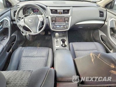 Zdjęcie 8 z 12 samochodu: 2017 NISSAN ALTIMA 2.5 SV VIN:1N4AL3AP7HC143858 - miniatura
