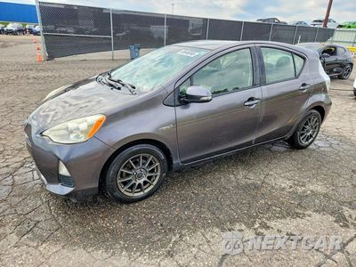 2013 TOYOTA PRIUS C TWO JTDKDTB3XD1540140 - główne zdjęcie licytacji z USA - miniatura