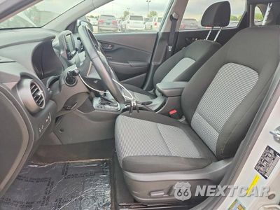 Zdjęcie 7 z 13 samochodu: 2021 HYUNDAI KONA SEL PLUS VIN:KM8K6CAA7MU620726 - miniatura