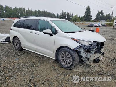 Czwarte zdjęcie samochodu z boku: 2022 TOYOTA SIENNA XLE VIN:5TDJSKFC5NS067516 - miniatura