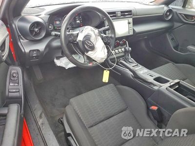 Zdjęcie 8 z 12 samochodu: 2023 TOYOTA GR86 BASE VIN:JF1ZNBC18P8766584 - miniatura