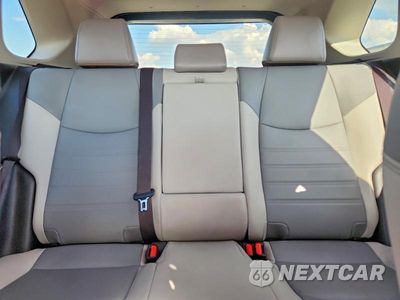 Zdjęcie 10 z 13 samochodu: 2019 TOYOTA RAV4 XLE PREMIUM VIN:JTMC1RFV3KD015931 - miniatura