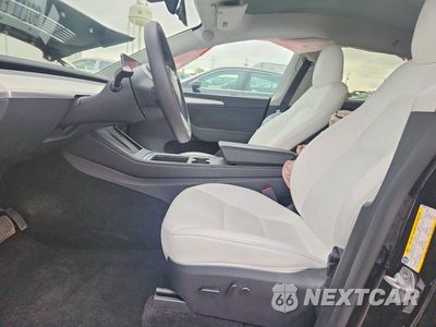 Zdjęcie 7 z 12 samochodu: 2023 TESLA MODEL Y VIN:7SAYGDEE2PA161987 - miniatura