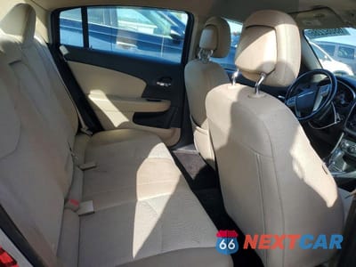 Zdjęcie 10 z 12 samochodu: 2012 CHRYSLER 200 TOURING VIN:1C3CCBBB9CN211286 - miniatura