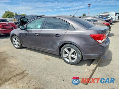 Drugie zdjęcie samochodu z przodu: 2015 CHEVROLET CRUZE LT VIN:1G1PE5SB2F7130687 - miniatura