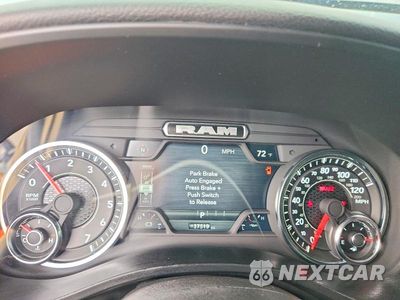 Zdjęcie 9 z 13 samochodu: 2025 RAM 1500 BIG HORN/LONE STAR VIN:1C6SRFFPXSN643572 - miniatura