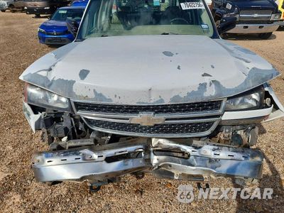 Zdjęcie 11 z 12 samochodu: 2007 CHEVROLET SILVERADO C2500 HEAVY DUTY VIN:1GBHC23UX7F136118 - miniatura