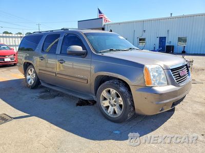 Czwarte zdjęcie samochodu z boku: 2012 GMC YUKON XL C1500 SLT VIN:1GKS1KE00CR119472 - miniatura