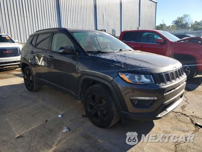 Czwarte zdjęcie samochodu z boku: 2019 JEEP COMPASS LATITUDE VIN:3C4NJDBB5KT653745 - miniatura