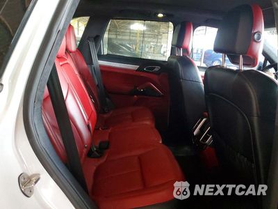 Zdjęcie 10 z 13 samochodu: 2017 PORSCHE CAYENNE TURBO VIN:WP1AC2A20HLA92436 - miniatura