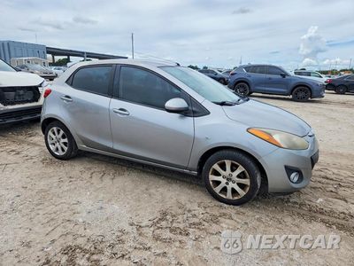 Czwarte zdjęcie samochodu z boku: 2013 MAZDA MAZDA2 VIN:JM1DE1LY4D0160804 - miniatura