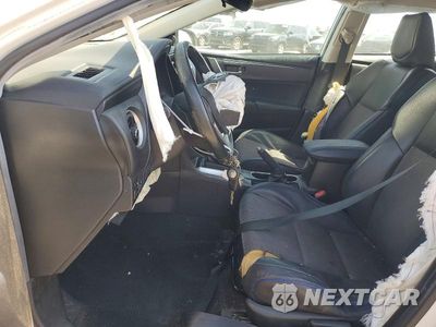 Zdjęcie 7 z 12 samochodu: 2018 TOYOTA COROLLA SE VIN:5YFBURHE0JP788271 - miniatura