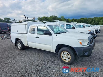Czwarte zdjęcie samochodu z boku: 2015 TOYOTA TACOMA BASE VIN:5TFTX4CN1FX057007 - miniatura