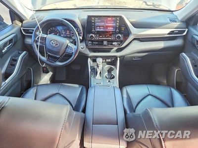 Zdjęcie 8 z 13 samochodu: 2020 TOYOTA HIGHLANDER XLE VIN:5TDGZRAH5LS023370 - miniatura