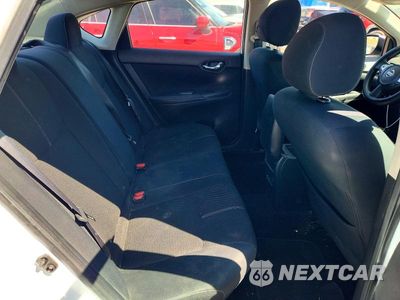 Zdjęcie 10 z 12 samochodu: 2018 NISSAN SENTRA S VIN:3N1AB7AP6JY208249 - miniatura
