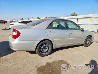 Trzecie zdjęcie samochodu z tyłu: 2004 TOYOTA CAMRY SE VIN:4T1BE32K84U910807 - miniatura