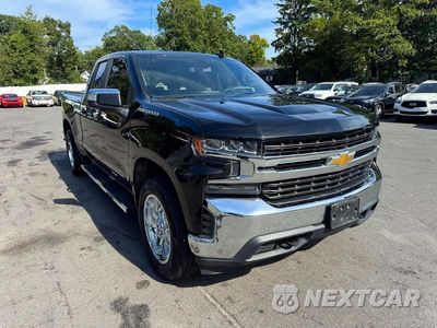 Czwarte zdjęcie samochodu z boku: 2020 CHEVROLET SILVERADO K1500 LT VIN:1GCRYDED6LZ239202 - miniatura