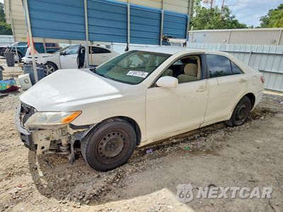 2007 TOYOTA CAMRY LE 4T1BE46K77U698003 - główne zdjęcie licytacji z USA - miniatura