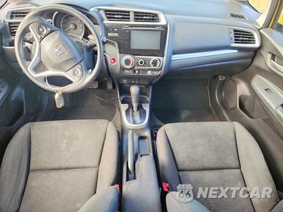 Zdjęcie 8 z 12 samochodu: 2016 HONDA FIT EX VIN:JHMGK5H73GX000632 - miniatura