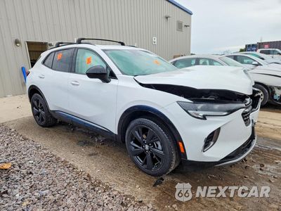 Czwarte zdjęcie samochodu z boku: 2022 BUICK ENVISION ESSENCE VIN:LRBFZPR46ND158999 - miniatura