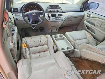 Zdjęcie 8 z 13 samochodu: 2005 HONDA ODYSSEY EXL VIN:5FNRL38625B416021 - miniatura