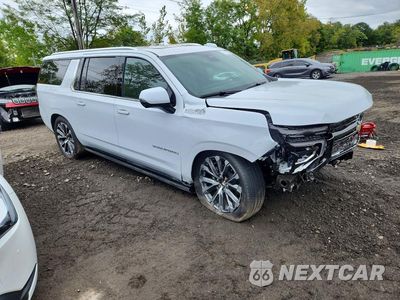 Czwarte zdjęcie samochodu z boku: 2026 CHEVROLET SUBURBAN K1500 HIGH COUNTRY VIN:1GNS6GKL7TR248020 - miniatura