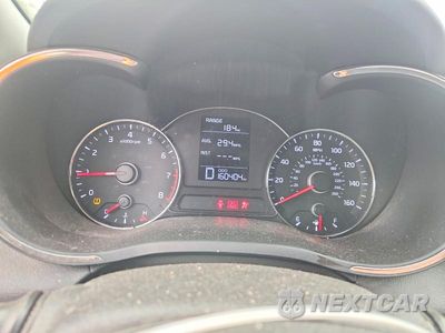 Zdjęcie 9 z 12 samochodu: 2016 KIA FORTE LX VIN:KNAFX4A68G5541355 - miniatura