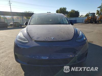 Piąte zdjęcie samochodu w środku: 2022 TESLA MODEL Y VIN:7SAYGAEE2NF520558 - miniatura