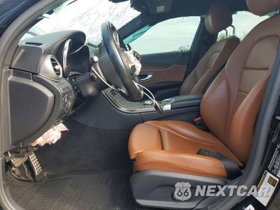 Zdjęcie 7 z 13 samochodu: 2019 MERCEDES-BENZ C 300 4MATIC VIN:55SWF8EB5KU283077 - miniatura