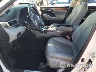 Zdjęcie 7 z 13 samochodu: 2021 TOYOTA HIGHLANDER HYBRID LIMITED VIN:5TDDBRCH4MS017890 - miniatura