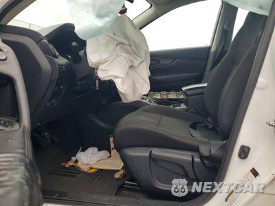 Zdjęcie 7 z 13 samochodu: 2019 NISSAN ROGUE S VIN:5N1AT2MV1KC829377 - miniatura