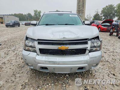 Piąte zdjęcie samochodu w środku: 2014 CHEVROLET SUBURBAN K1500 LT VIN:1GNSKJE74ER148483 - miniatura