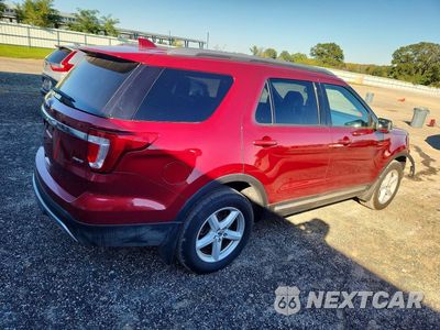 Trzecie zdjęcie samochodu z tyłu: 2017 FORD EXPLORER XLT VIN:1FM5K8D85HGD52231 - miniatura