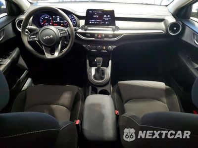 Zdjęcie 8 z 12 samochodu: 2024 KIA FORTE LXS VIN:3KPF24AD8RE821655 - miniatura