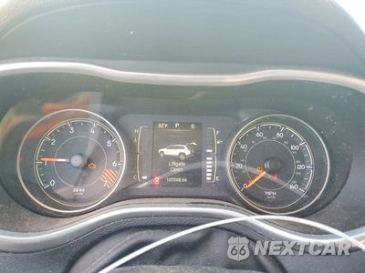 Zdjęcie 9 z 13 samochodu: 2015 JEEP CHEROKEE SPORT VIN:1C4PJLAB2FW532157 - miniatura