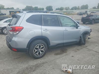 Trzecie zdjęcie samochodu z tyłu: 2019 SUBARU FORESTER PREMIUM VIN:JF2SKAGC9KH404171 - miniatura