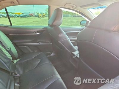 Zdjęcie 10 z 13 samochodu: 2020 TOYOTA CAMRY SE VIN:4T1G11AK6LU868143 - miniatura
