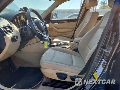 Zdjęcie 7 z 12 samochodu: 2014 BMW X1 XDRIVE28I VIN:WBAVL1C59EVY18182 - miniatura
