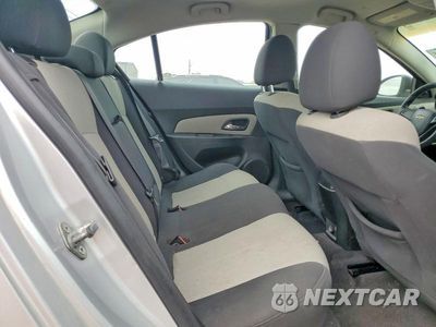 Zdjęcie 10 z 12 samochodu: 2011 CHEVROLET CRUZE LS VIN:1G1PC5SH7B7154732 - miniatura