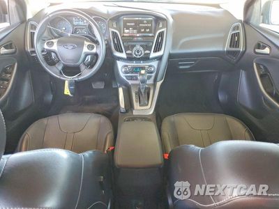 Zdjęcie 8 z 12 samochodu: 2013 FORD FOCUS TITANIUM VIN:1FADP3N20DL382596 - miniatura