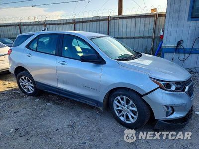 Czwarte zdjęcie samochodu z boku: 2020 CHEVROLET EQUINOX LS VIN:3GNAXHEV8LS666921 - miniatura