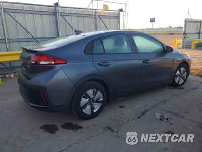 Trzecie zdjęcie samochodu z tyłu: 2018 HYUNDAI IONIQ BLUE VIN:KMHC65LC1JU073477 - miniatura