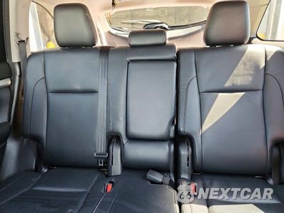 Zdjęcie 10 z 13 samochodu: 2018 TOYOTA HIGHLANDER XLE VIN:5TDKZRFH2JS271446 - miniatura