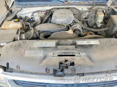 Zdjęcie 11 z 12 samochodu: 2001 GMC NEW SIERRA C1500 VIN:2GTEC19V011286164 - miniatura