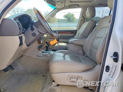 Zdjęcie 7 z 13 samochodu: 2005 LEXUS LX 470 VIN:JTJHT00W653552863 - miniatura
