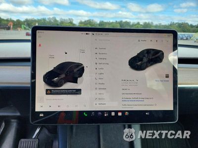 Zdjęcie 9 z 13 samochodu: 2023 TESLA MODEL Y VIN:7SAYGDEE7PF760225 - miniatura